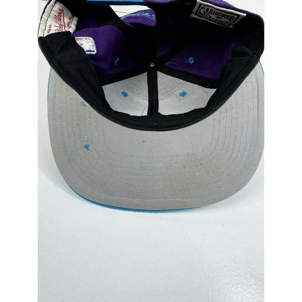 Mitchell & Ness Charlotte Hornets Snapback Hat Purple/Teal Cap Hardwood Classics